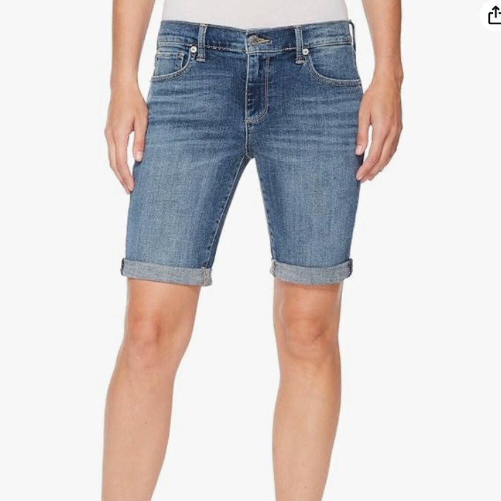 Lucky Brand Womens MID Rise Bermuda Jean Short in SUNBEAM  2/26